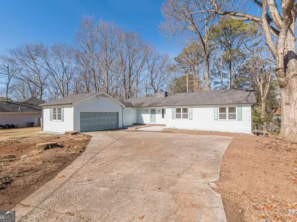 1990 Old Concord Dr SE, Covington, GA 30016