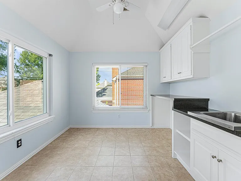 1622 Cottage Landing Ln — Photo 39
