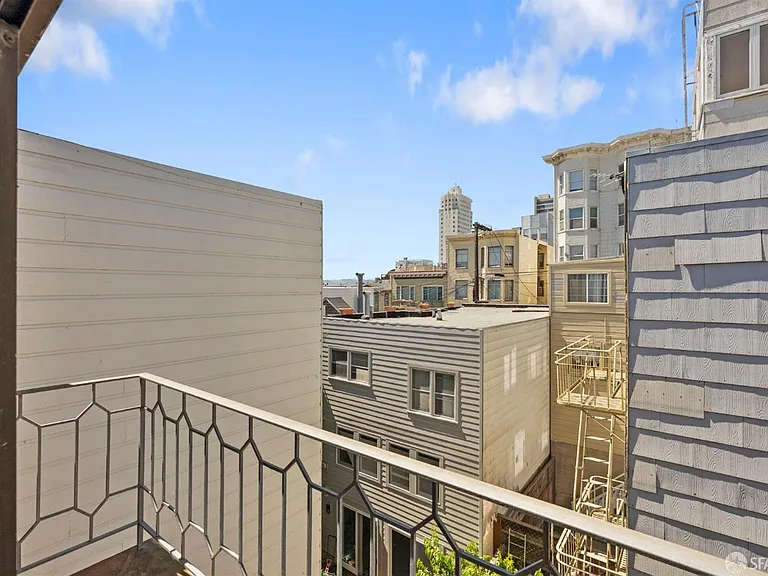 1212 Pacific Ave #3 — Photo 6