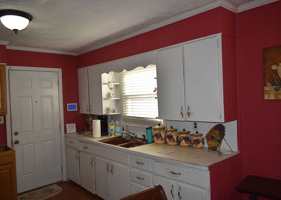 131 Waggoner St, Carthage, TN 37030 Zillow