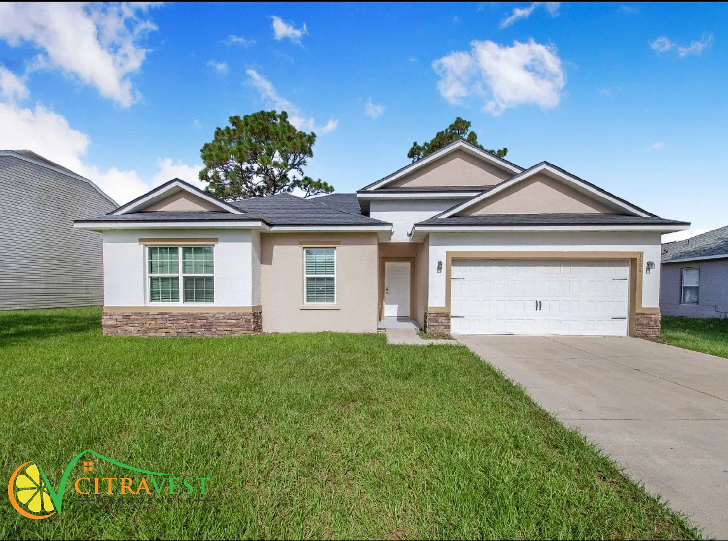 Beautiful 4 Bedroom Home in Poinciana Available! — Photo 1