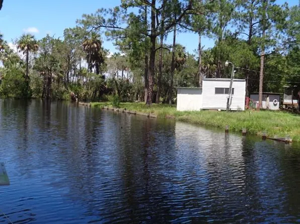 3 SE 861st Ave, Old Town, FL 32680