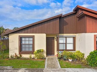 3757 Mil Pond Ct, Greenacres, FL 33463