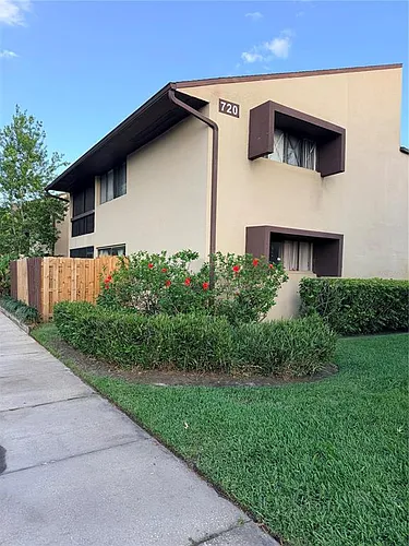 720 N Village Dr #103 Photo 1