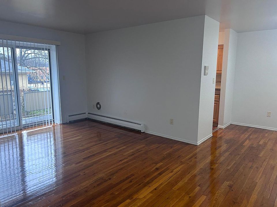 1st image of 740 W 7th St #740C11