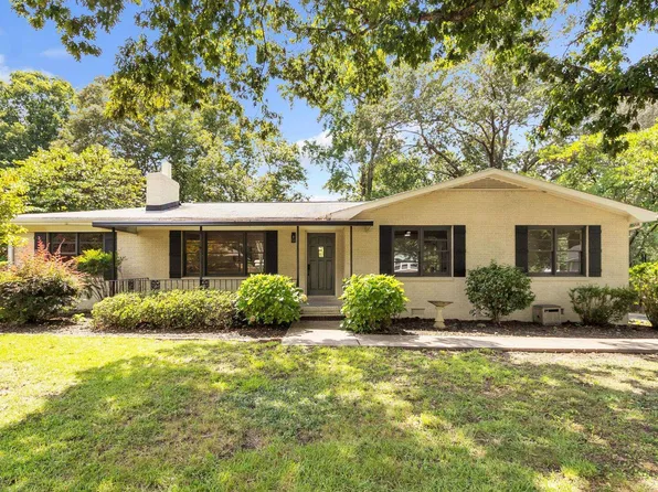 9 Ridgewood Dr, Greenville, SC 29615