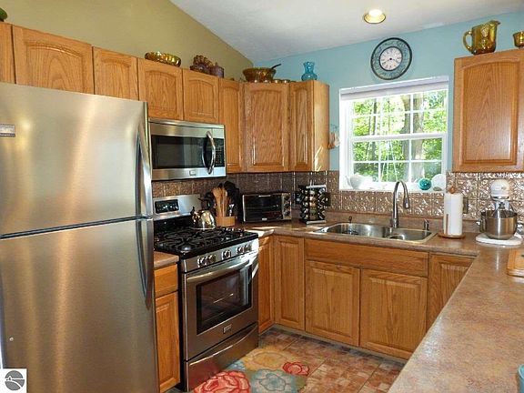 3rd image of 2392 Holland Cir #53