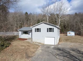 7 Rockybrook Dr, Huntington, MA 01050