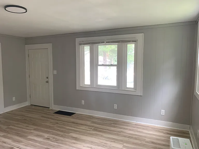 45 Beacon Ave — Photo 2