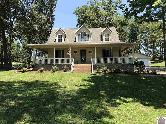 2nd image of 171 Lovers Ln