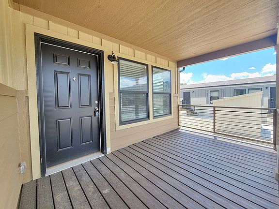 3rd image of 551 Summit Trl #12