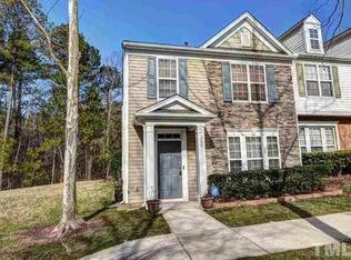 208 Hickory Meadow Cir, Morrisville, NC 27560