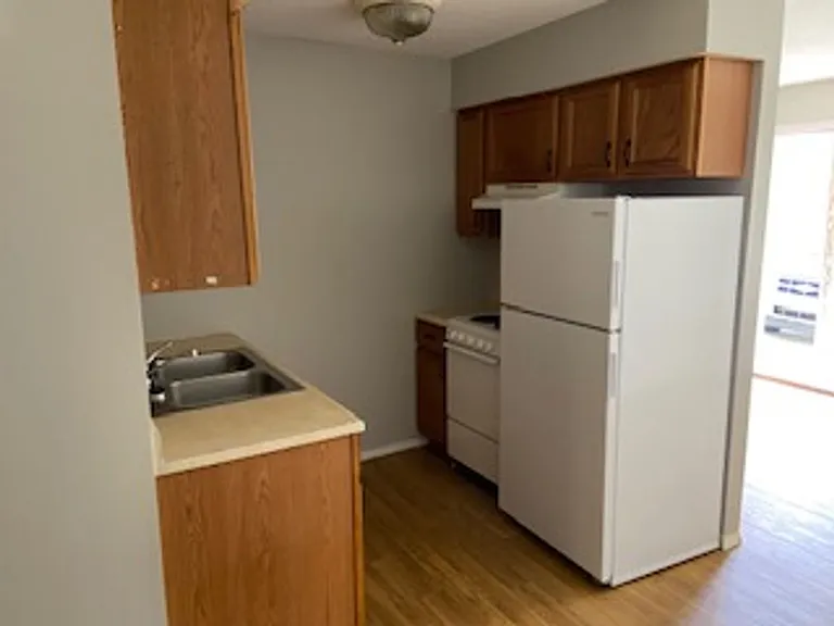 1301 E Harding Dr — Photo 16