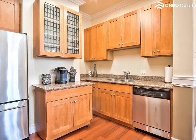 1319 San Bruno Ave — Photo 11