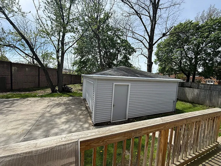 708 & 710 Ashland Ave — Photo 12