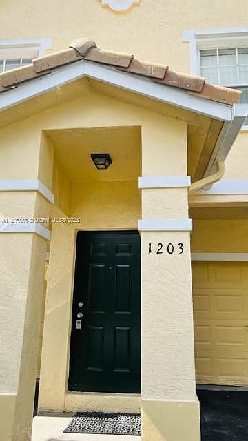 1st image of 1203 Belmont Ln #1203