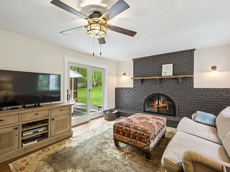38 Brander Pkwy — Photo 9