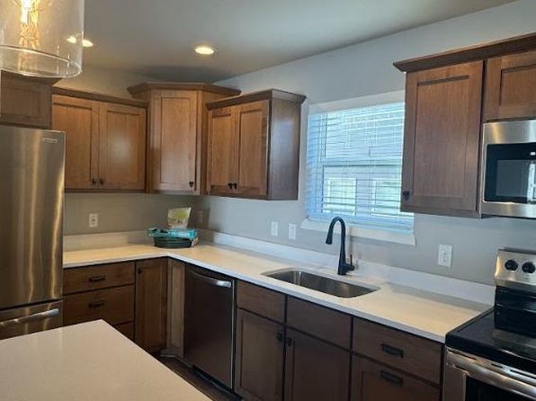 2175 Autumn Lake Pkwy
