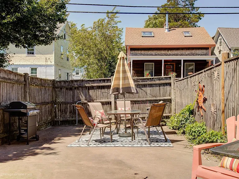 36 Dixon St — Photo 21