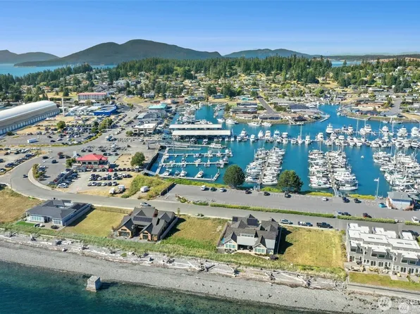 2400 Skyline Way #E-25, Anacortes, WA 98221