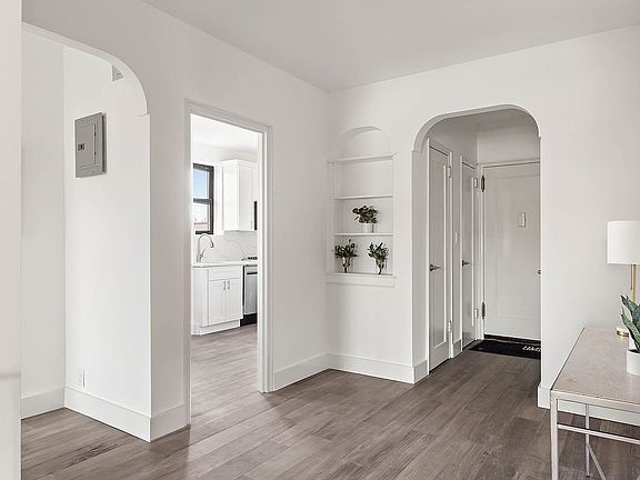 5th image of 95 Park Ter E APT 5B