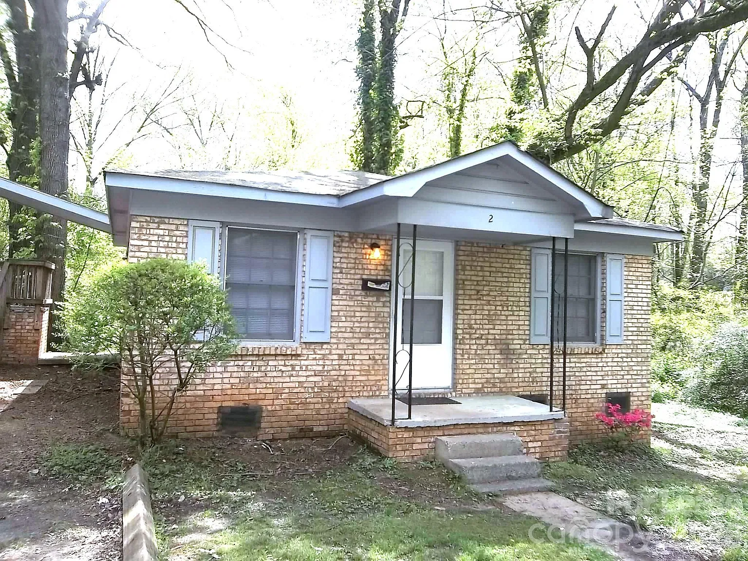 2 bed, 1.0 bath, $1,550 — Photo 1