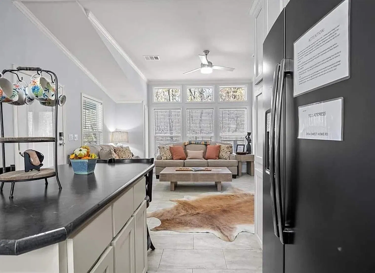 2 bed, 2.0 bath, $2,486 — Photo 2