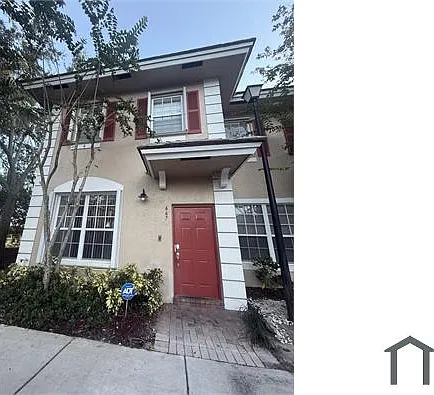 667 NW 42nd Ave