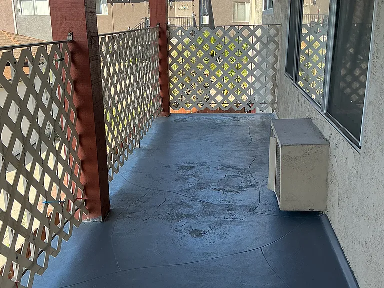 6742 Western Ave #7 — Photo 4