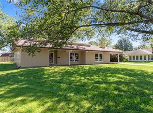 731 Sweetbrier Ct, Seymour, IN 47274
