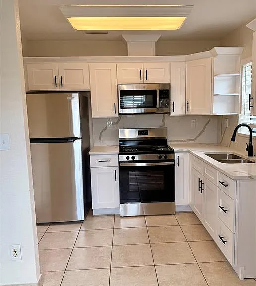 816 E Frierson Ave — Photo 18