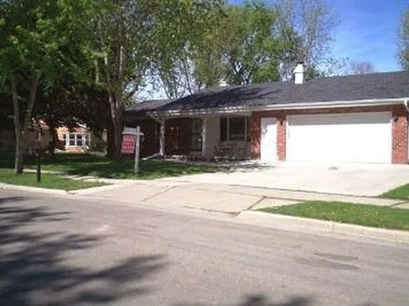 627 Idlewild St, Kaukauna, WI 54130