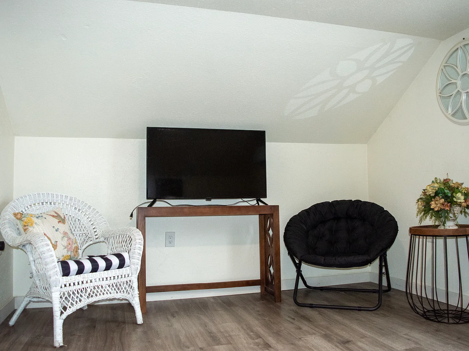 1 bed, 600 sqft, $1,200 — Photo 3