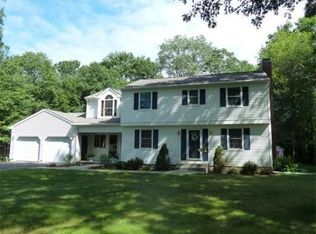 39 Longview Dr, Wilbraham, MA 01095