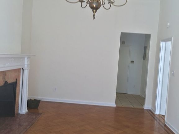2nd image of 33 W 69th St APT 1A