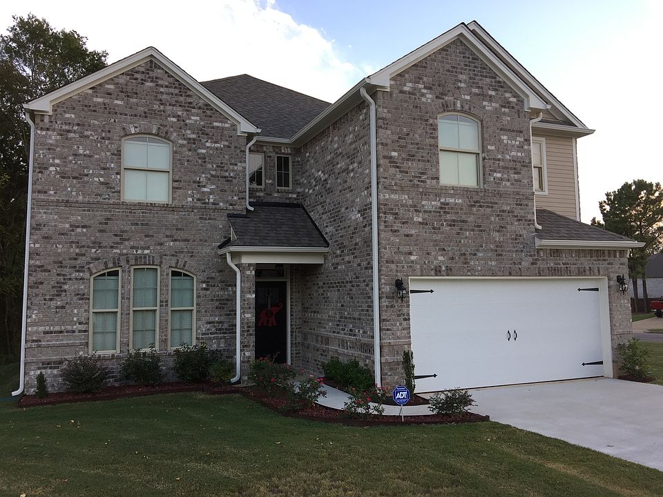 1st image of 18 Abercorn Dr
