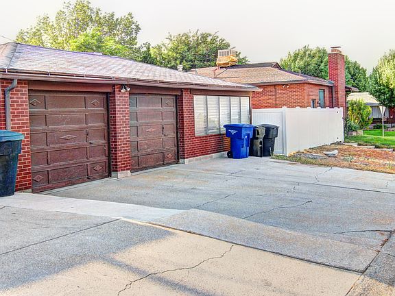 5th image of 8333 W Herzog Ave