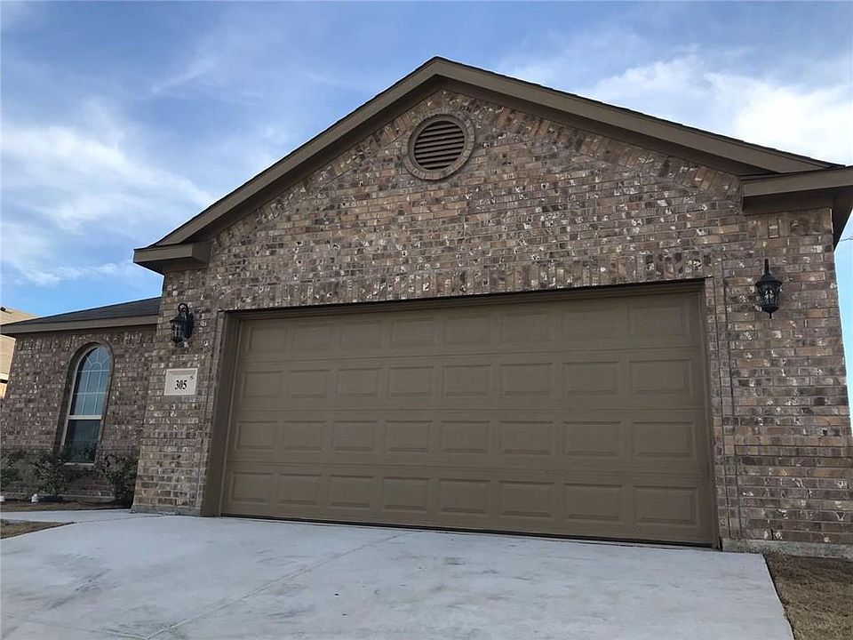 1st image of 305 Lead Creek Dr