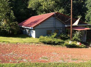 154 Armstrong Rd, Adrian, PA 16210