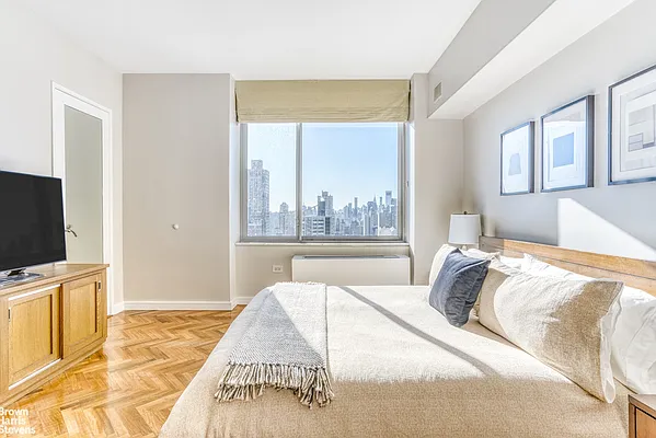 Sold by Brown Harris Stevens | media 5