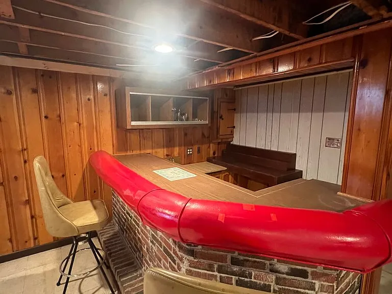2518 Linwood Rd — Photo 24