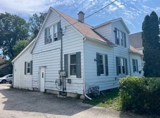 45 N Jackson St, Waukegan, IL 60085