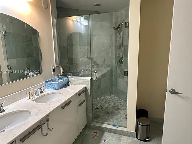 1060 E Brickell Ave #3001 — Photo 23