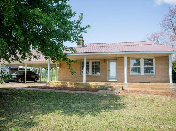 1083 Mills Rd, Pageland, SC 29728