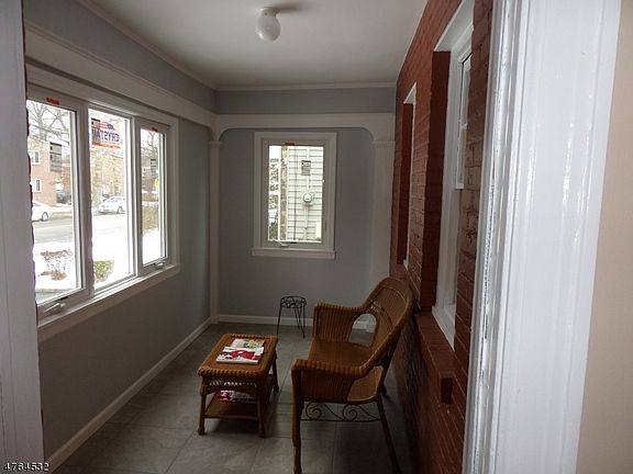 3rd image of 626 Irvington Ave