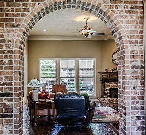 3rd image of 3555 Caffin Dr