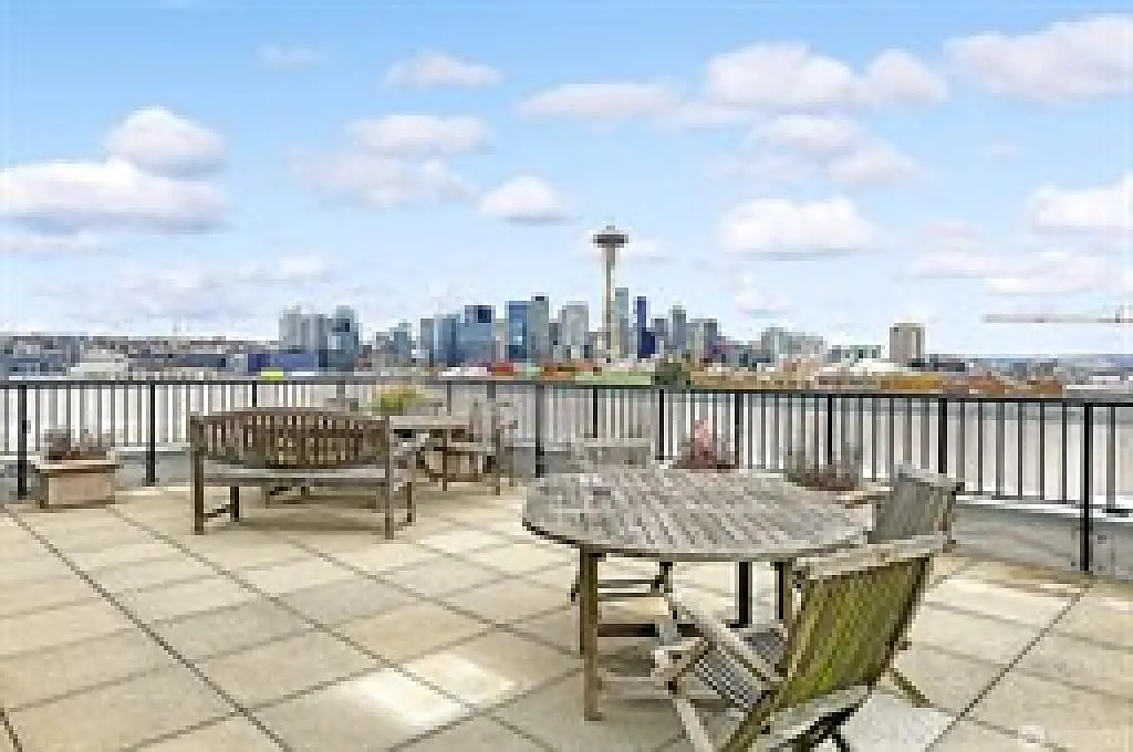 Willis Condos - 1 bedroom — Photo 1