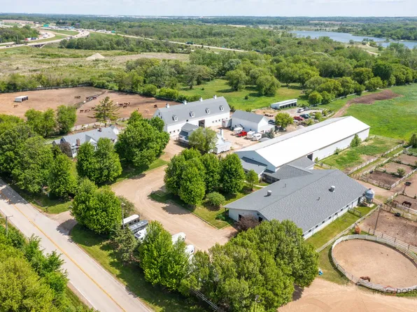 41955 N Mill Creek Rd, Wadsworth, IL 60083
