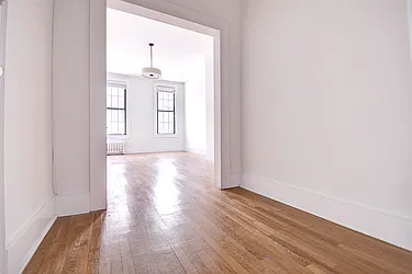 Rented by Urbane Brokerage