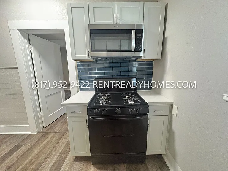 4431 Clay St. — Photo 10